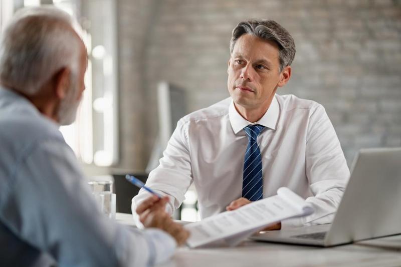 Timeshare Salespeople: Recognizing Players and Avoiding Scams in Mexico